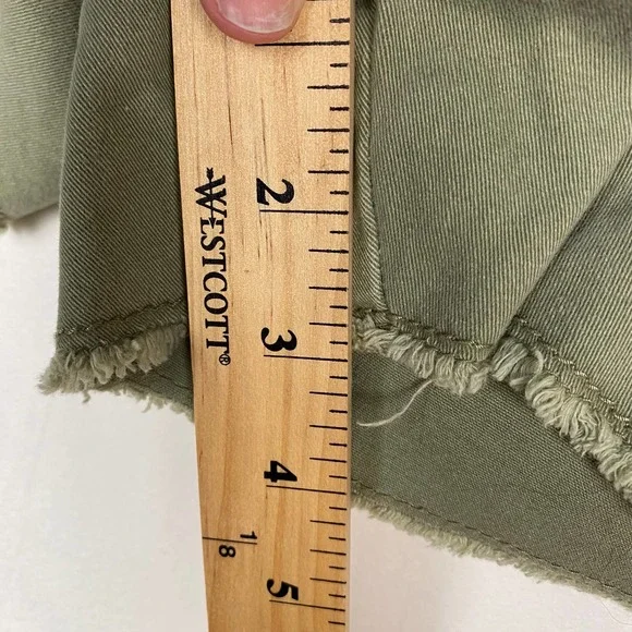 Route 66 Women's Size 12 Green‎ Classic Fit Cutoff Jean Shorts - Picture 5 of 7